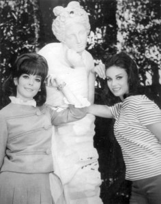Nat-and-Lana-Wood-natalie-wood-31044583-500-636